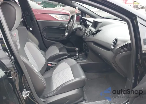 2016 Ford Fiesta St z USA, uszkodzony, nr VIN 3FADP4GX0GM135628